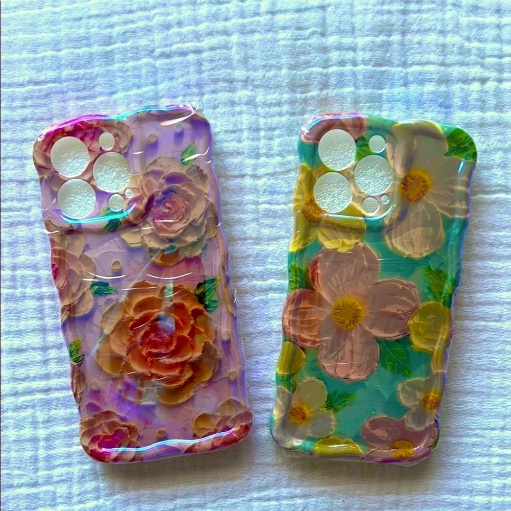 NWT • (2) iPhone 13 Pro Floral Watercolor/Oil Painting Cases • BLOGGERS FAVORITE